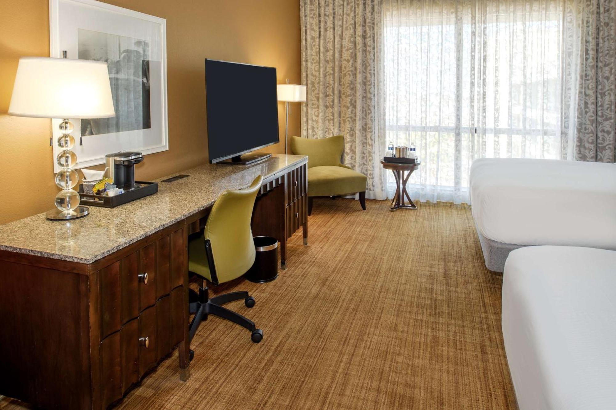 Hotel Hilton St. Louis Airport Woodson Terrace Exterior foto