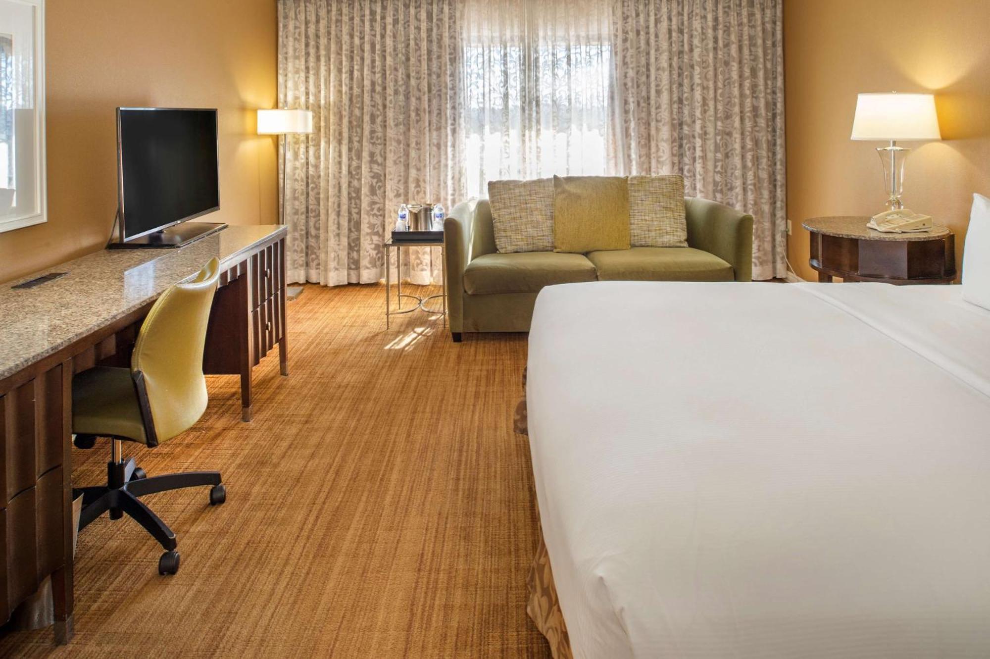 Hotel Hilton St. Louis Airport Woodson Terrace Exterior foto